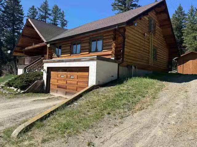 House for sale in Williams Lake, Williams Lake, 1680 168 Mile.