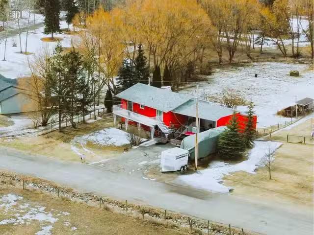 House for sale in Williams Lake, Williams Lake, 2484 Bailey Ro.