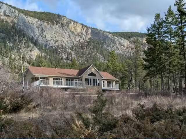 House for sale in Williams Lake, Williams Lake, 3028 De Sous M.