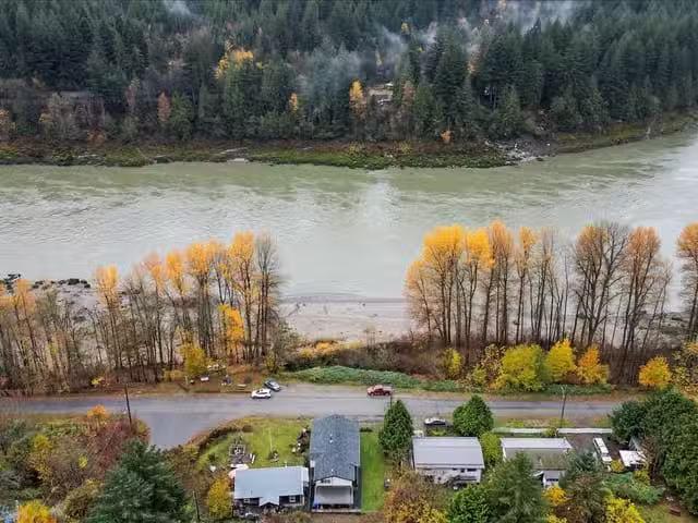 House for sale in Yale, Fraser Canyon, 31191 Front Street, 263.