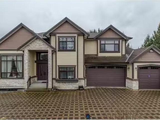 House for sale in Abbotsford, Abbotsford, 11 3363 Horn Street.