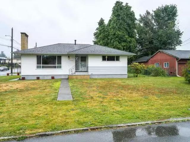 House for sale in Abbotsford, Abbotsford, 2084 Hollyberry Cour.