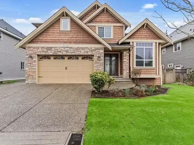 House for sale in Abbotsford, Abbotsford, 2112 Merlot Boulevar.
