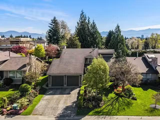 House for sale in Abbotsford, Abbotsford, 2482 Sunnyside View.