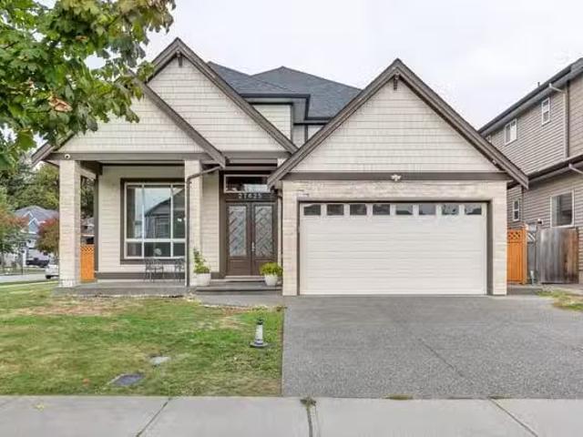 House for sale in Abbotsford, Abbotsford, 27625 Railcar Cresce.