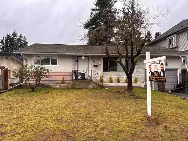 House for sale in Abbotsford, Abbotsford, 2797 Princess Street.