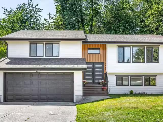 House for sale in Abbotsford, Abbotsford, 2935 Century Crescen.