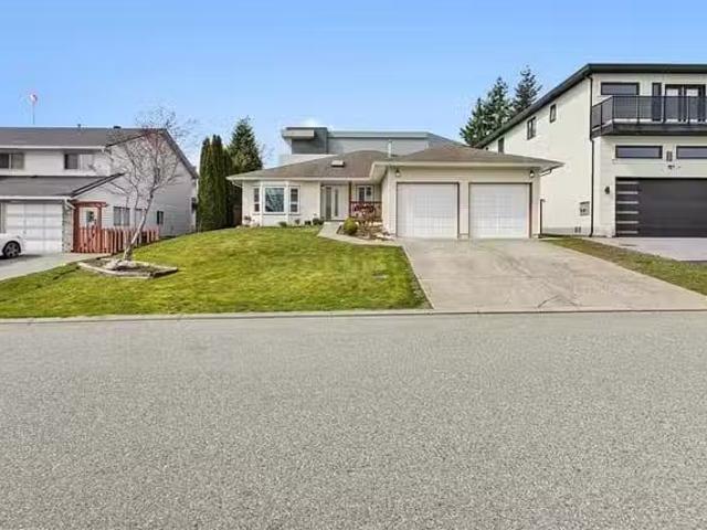 House for sale in Abbotsford, Abbotsford, 3099 Curlew Drive, 2.