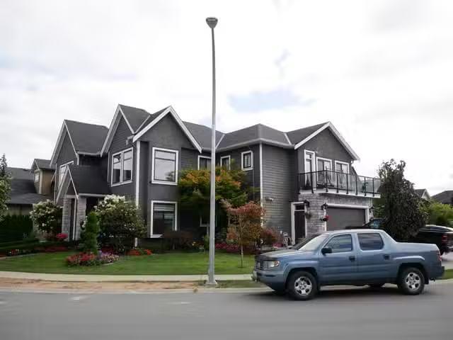 House for sale in Abbotsford, Abbotsford, 3171 Engineer Cresce.