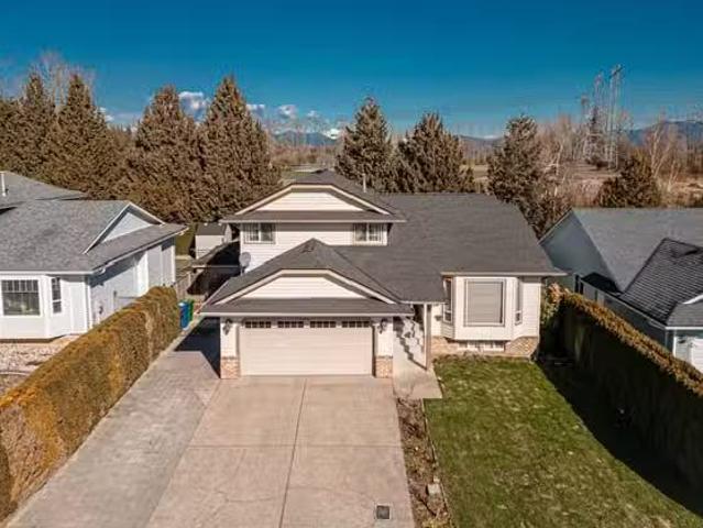House for sale in Abbotsford, Abbotsford, 32155 Clinton Avenue.