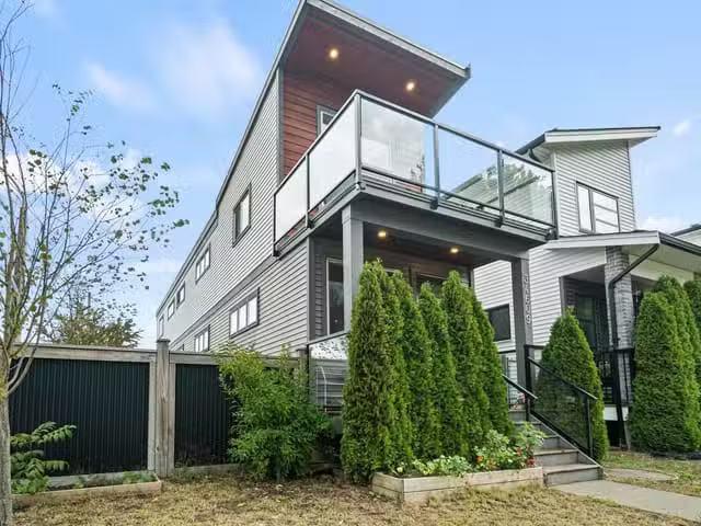 House for sale in Abbotsford, Abbotsford, 34609 2 Avenue, 2631.