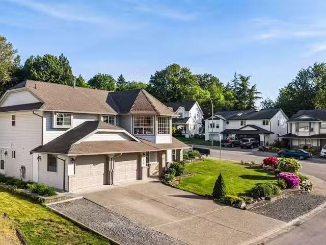 House for sale in Abbotsford, Abbotsford, 34858 Millar Crescen.