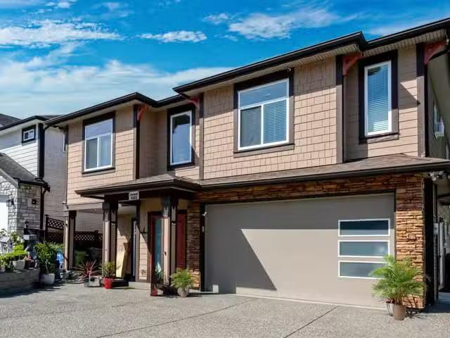 House for sale in Abbotsford, Abbotsford, 3423 Hazelwood Place.