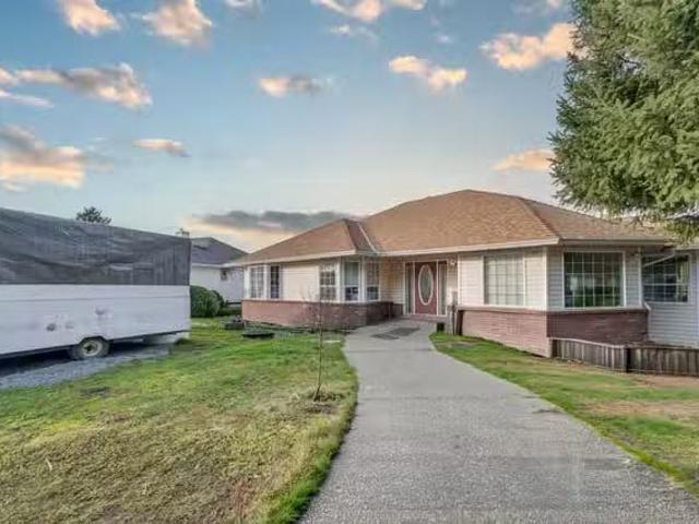 House for sale in Abbotsford, Abbotsford, 3595 Mc Kinley Drive.