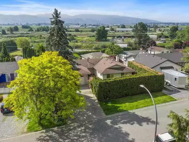 House for sale in Abbotsford, Abbotsford, 35382 Rockwell Drive.