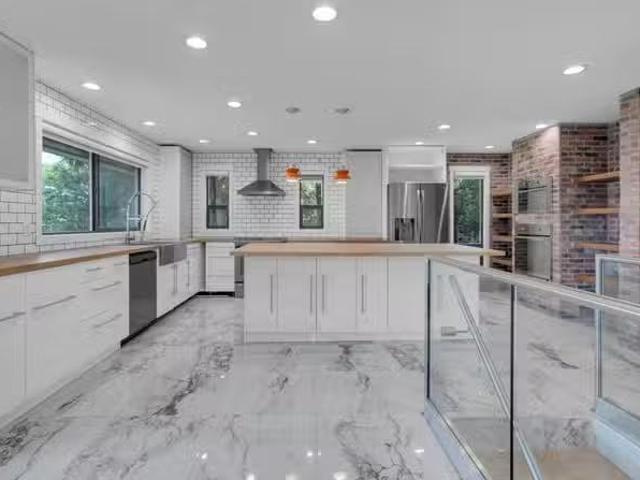 House for sale in Abbotsford, Abbotsford, 36566 Sumas Mountain.