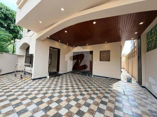 House For Sale In Bahria Enclave Sector C1