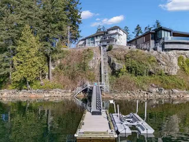 House for sale in Belcarra, Port Moody, 242 Turtlehead Road, 2.