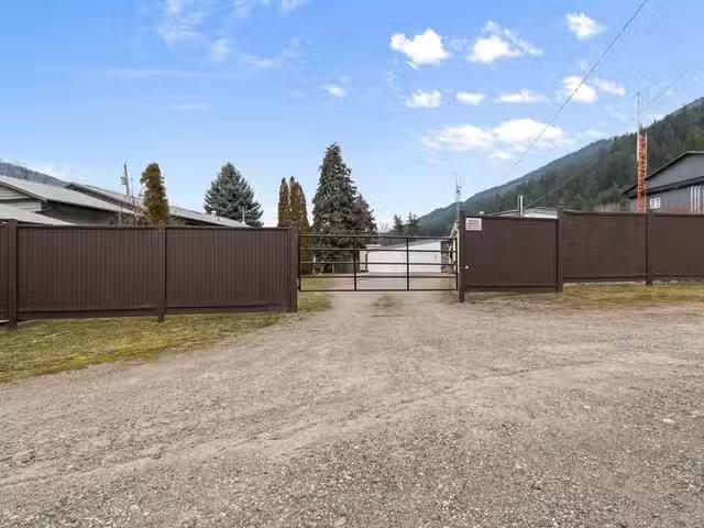 House for sale in Boston Bar / Lytton, Fraser Canyon, 65321 Pi.