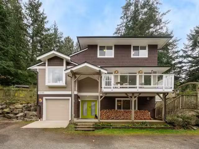 House for sale in Bowen Island, Bowen Island, 1288 Eagle Cliff.