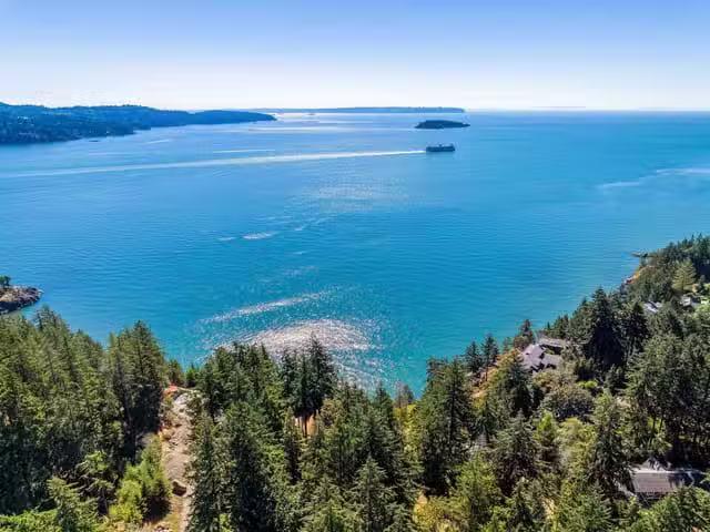 House for sale in Bowen Island, Bowen Island, 341 Robinson Roa.