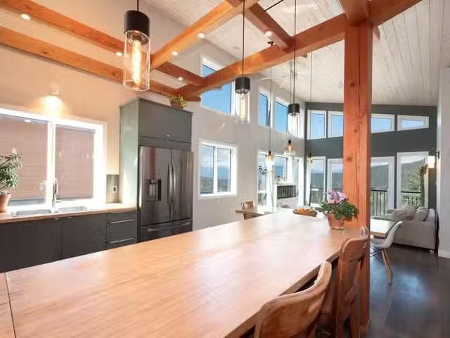 House for sale in Bowen Island, Bowen Island, 897 Rivendell Dr.