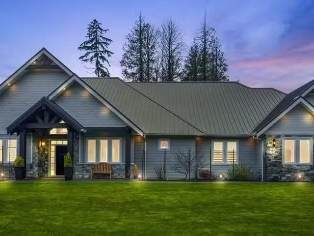 House for sale in Black Creek, 8757/8761 Oyster River Way, 103.