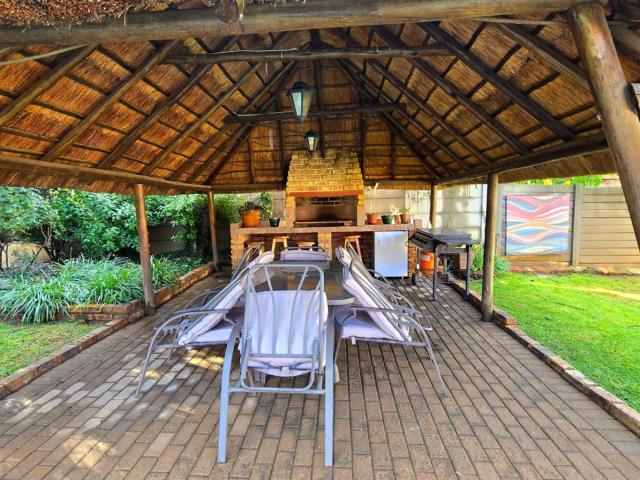 House For Sale in Brackenhurst