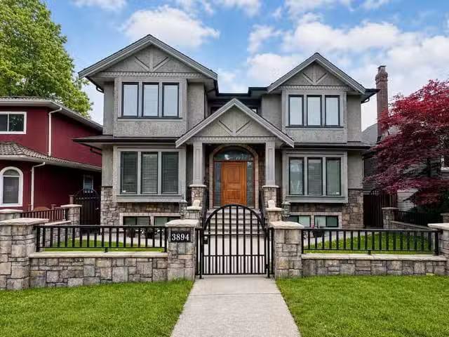 House for sale in Burnaby, Burnaby North, 3894 Oxford Street.