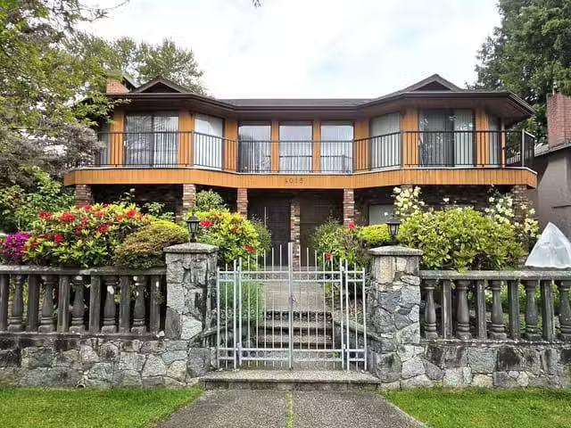 House for sale in Burnaby, Burnaby North, 4015 Georgia Street.