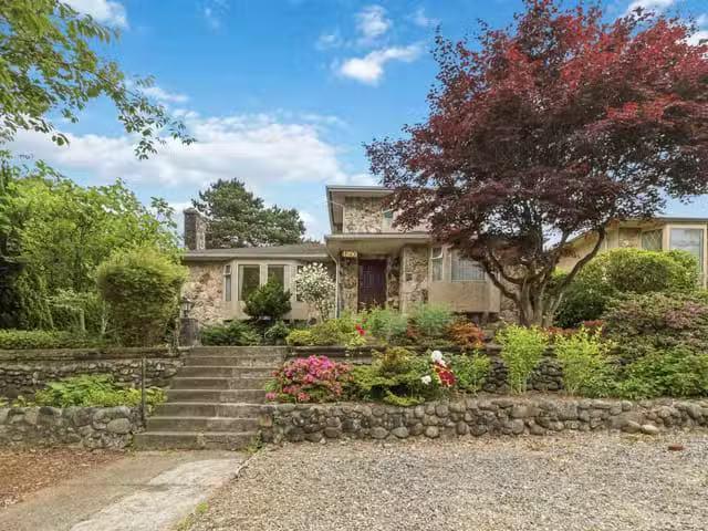 House for sale in Burnaby, Burnaby North, 4890 Southlawn Drive.