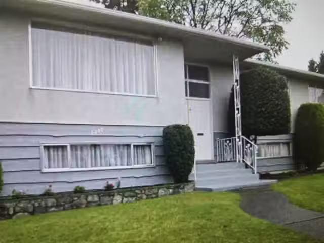 House for sale in Burnaby, Burnaby North, 6307 Sumas Street, 2.