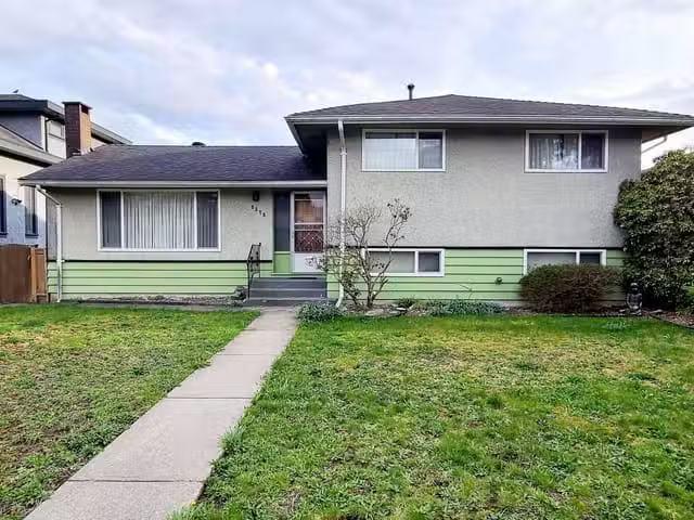House for sale in Burnaby, Burnaby North, 6578 Georgia Street.