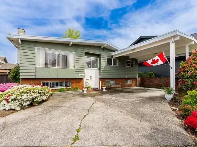 House for sale in Burnaby, Burnaby North, 7055 Kitchener Stree.