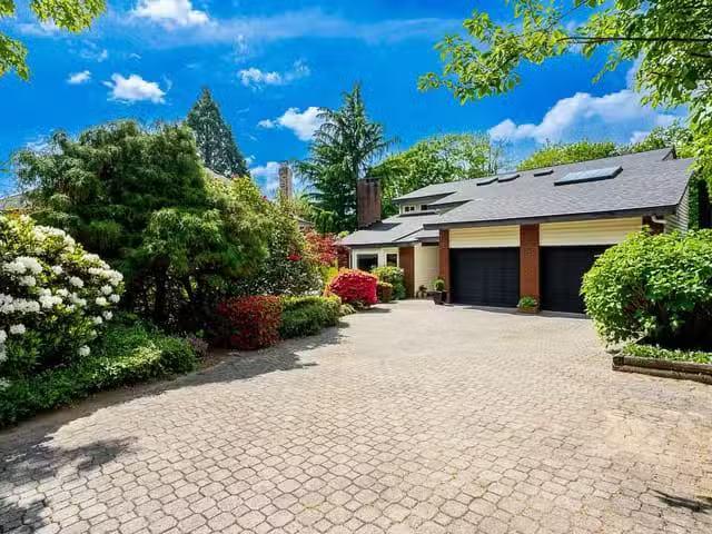 House for sale in Burnaby, Burnaby North, 7460 Burnham Court.