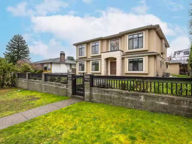 House for sale in Burnaby, Burnaby South, 4346 Wildwood Cresce.