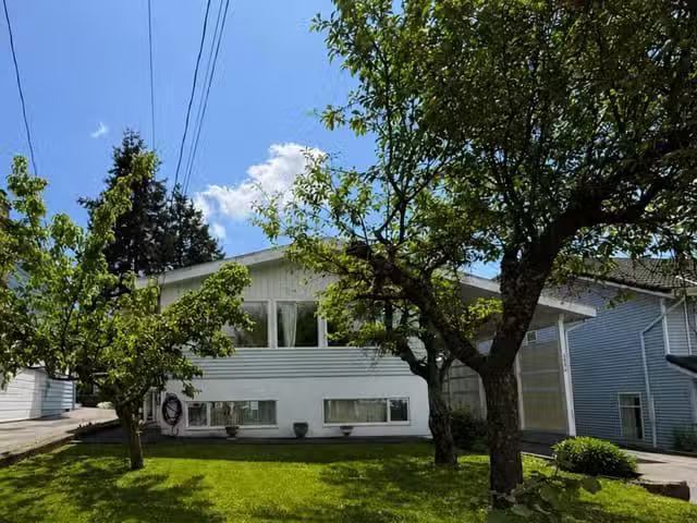 House for sale in Burnaby, Burnaby South, 5006 Fulwell Street.