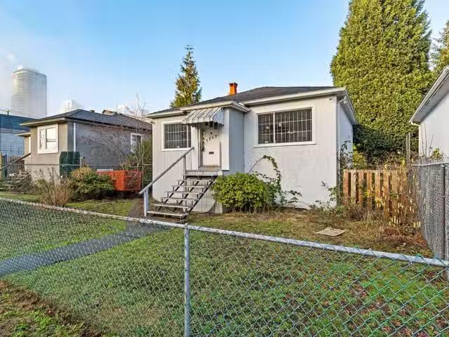 House for sale in Burnaby, Burnaby South, 5263 Imperial Street.