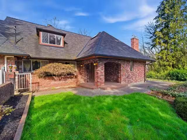 House for sale in Burnaby, Burnaby South, 5780 Malvern Avenue.