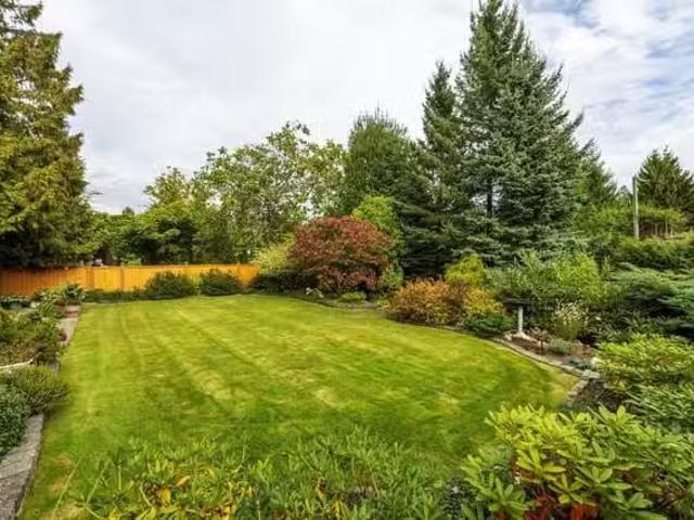 House for sale in Burnaby, Burnaby South, 6364 Parkview Place.