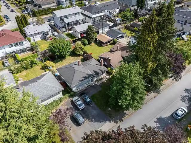 House for sale in Burnaby, Burnaby South, 6605 Elwell Street.