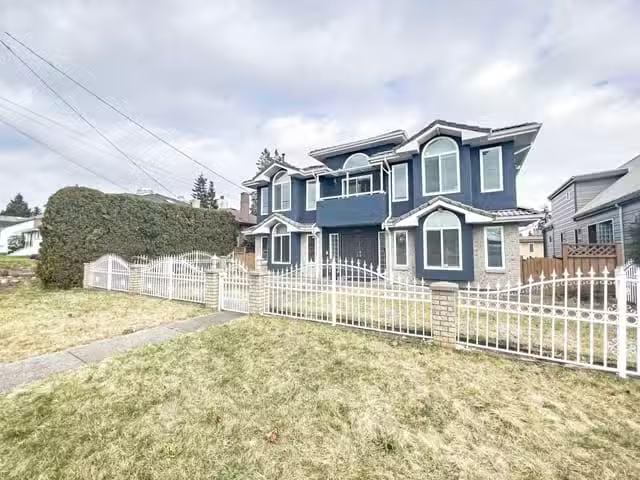 House for sale in Burnaby, Burnaby South, 6970 Willingdon Aven.