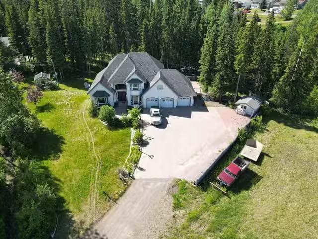 House for sale in Burns Lake, Burns Lake, 585 5th Avenue, 2631.