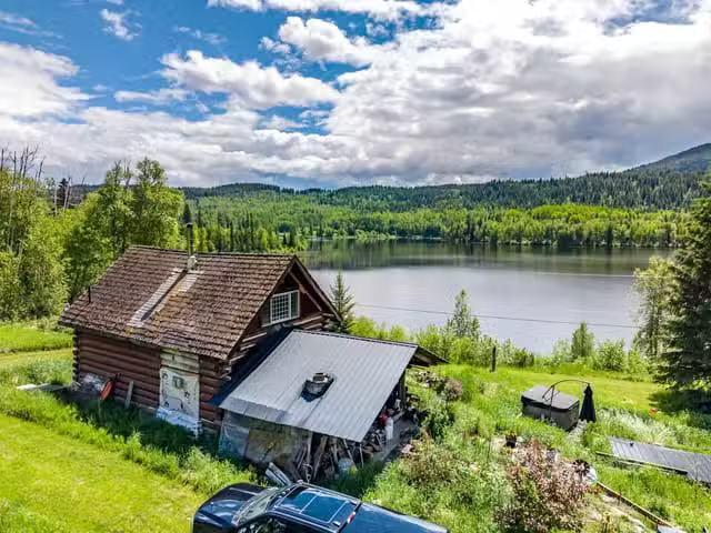 House for sale in Canim Lake, 100 Mile House, 2654 Eagle Creek.