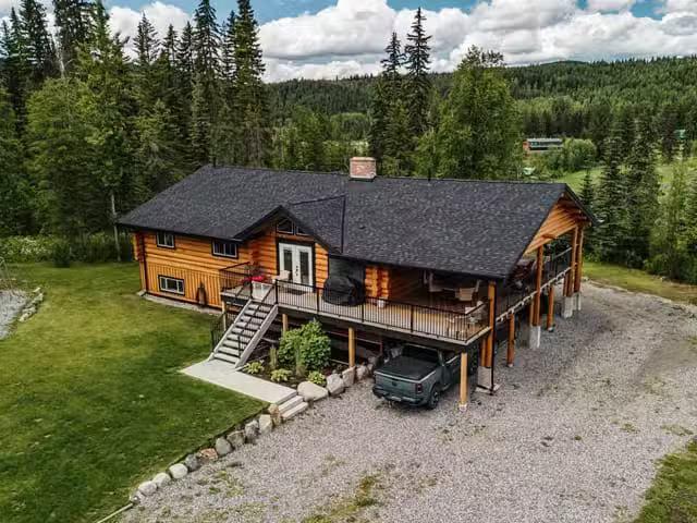 House for sale in Canim Lake, 100 Mile House, 2199 Eagle Creek.