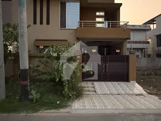 House For sale In Central Park Block AA