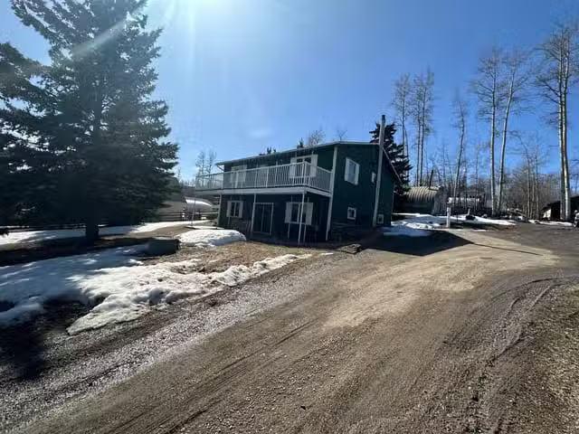 House for sale in Charlie Lake, Fort St. John, 13235 Lakeshore.
