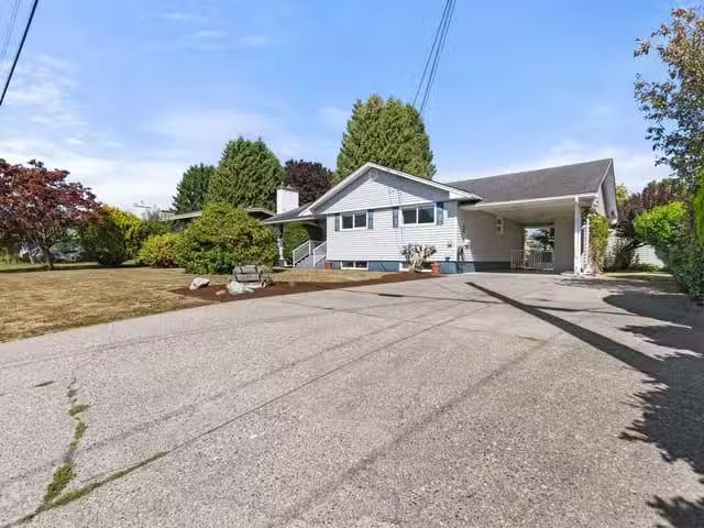 House for sale in Chilliwack, Chilliwack, 10070 Bonavista Stre.