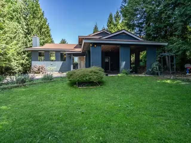 House for sale in Chilliwack, Chilliwack, 10122 Kenswood Drive.