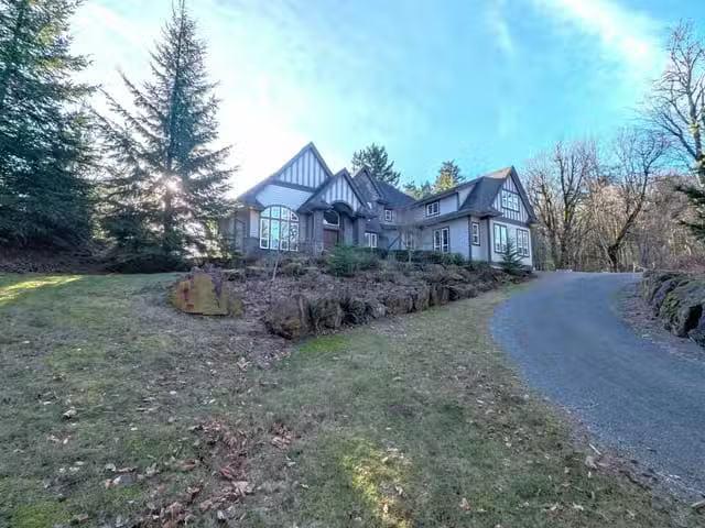 House for sale in Chilliwack, Chilliwack, 43350 Hillkeep Place.